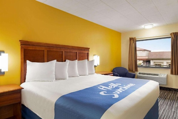 Days Inn by Wyndham Oak Ridge Knoxville image 13