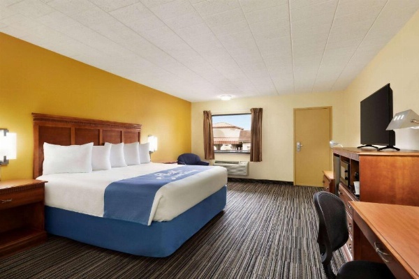 Days Inn by Wyndham Oak Ridge Knoxville image 14